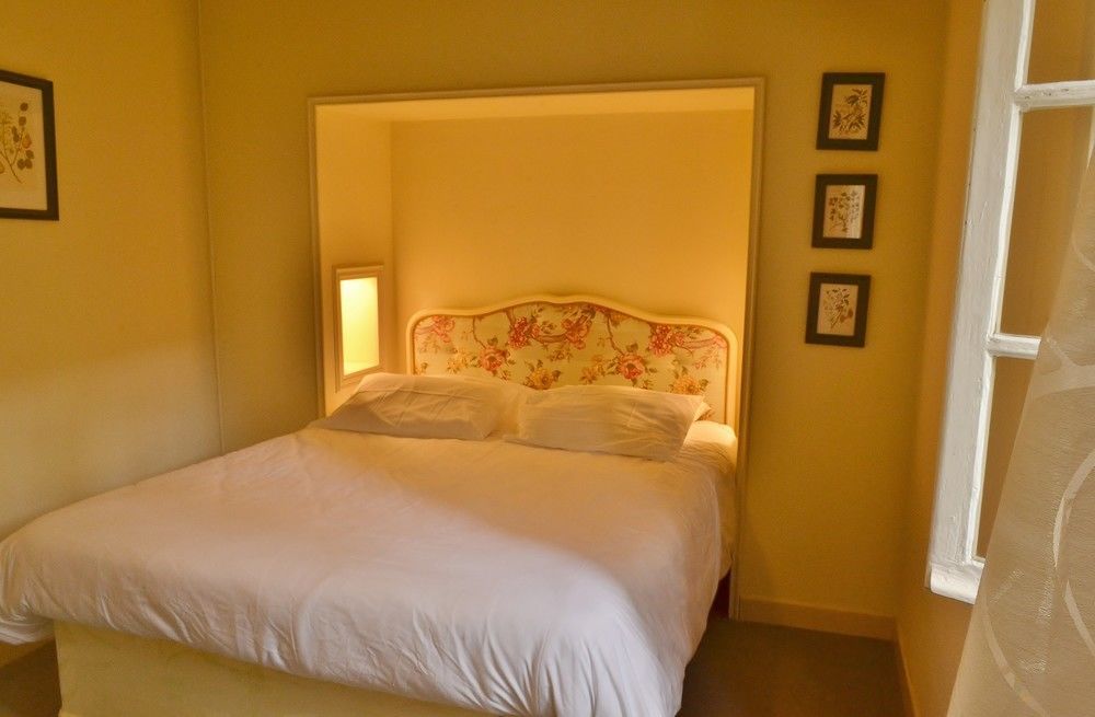 Chambres D'Hotes Domaine Du Hameau Baylesse Saint-Jean-d'Aigues-Vives Dış mekan fotoğraf