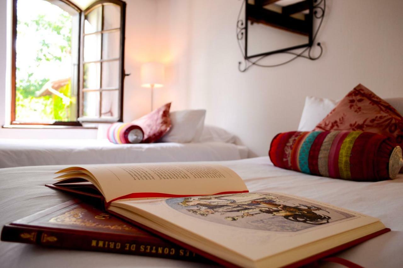Chambres D'Hotes Domaine Du Hameau Baylesse Saint-Jean-d'Aigues-Vives Dış mekan fotoğraf